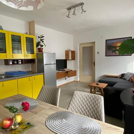 Trnovo Ob Soci Kuhala Apartment Kobarid Bagian luar foto