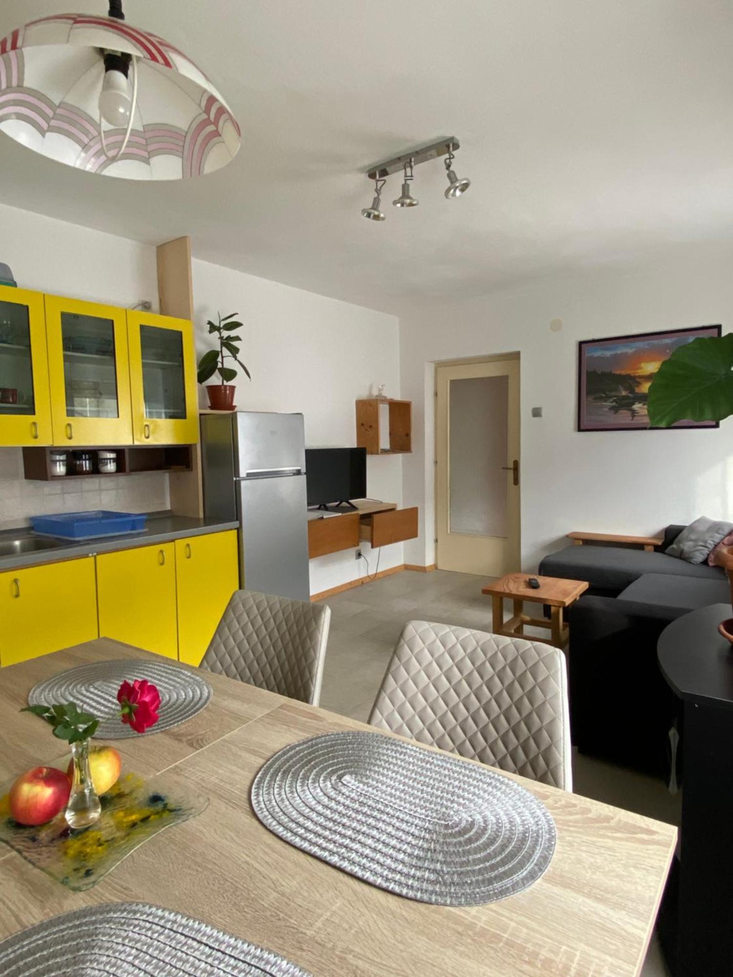 Trnovo Ob Soci Kuhala Apartment Kobarid Bagian luar foto